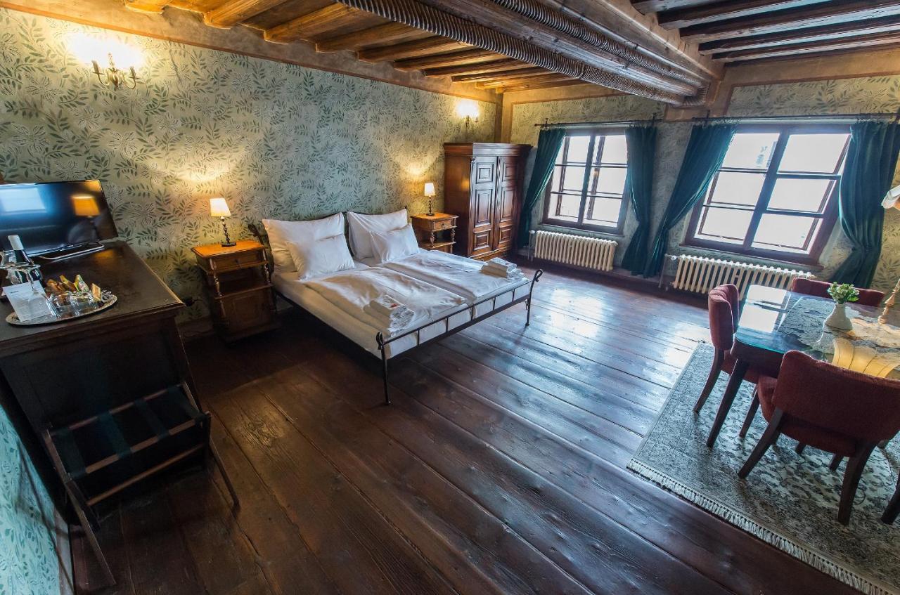 Alt Straninger Hotel เชสกี้ครุมลอฟ ภายนอก รูปภาพ